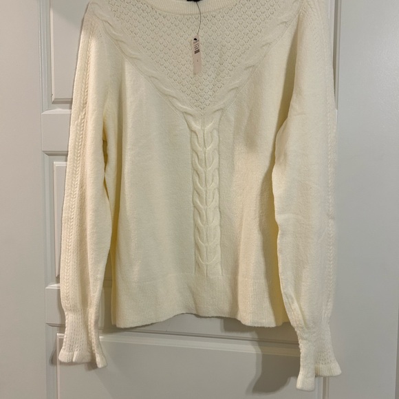 Talbots Cream Sweater Large NWT - Picture 2 of 8